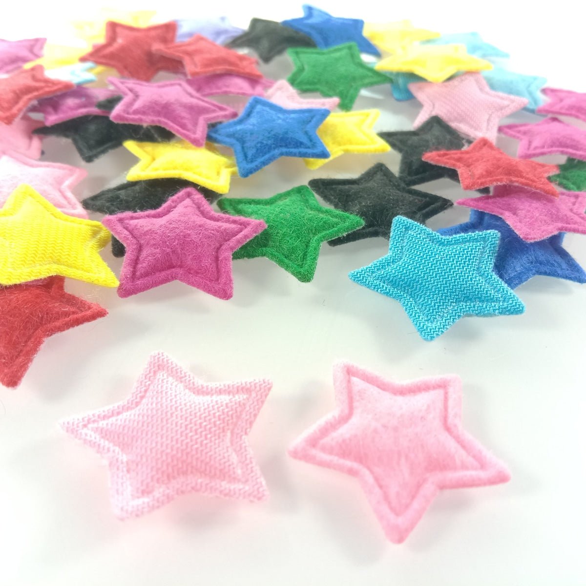 100pcs 2.5cm Fluffy Felt Cloth Stars Padded Appliques Kids Sewing Scrapbooking DIY Crafts Shapes - - Asia Sell