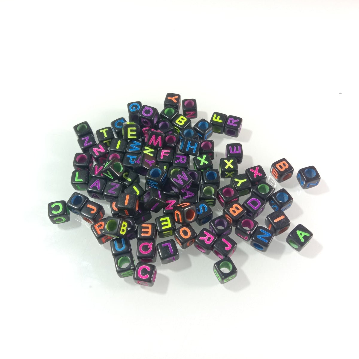 100pcs 6x6mm Square Beads Letters Alphabet Dice DIY Jewellery Making Moon Love Heart Cloud Star - Multicoloured on Black - Asia Sell
