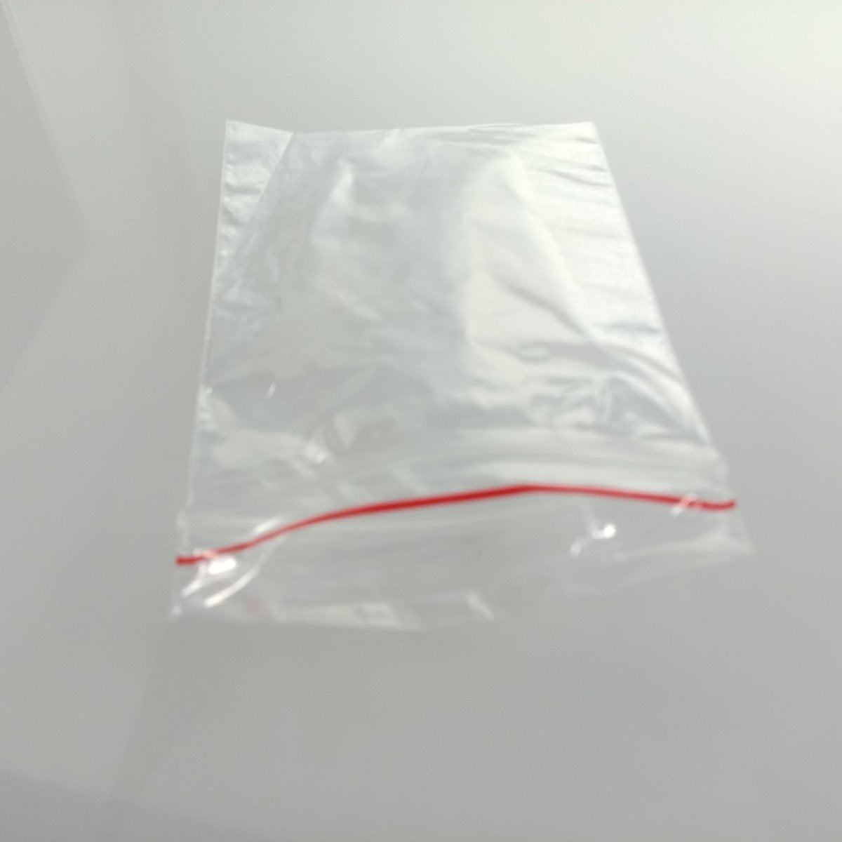 100pcs 6x8cm Clipseal Sealer Small Plastic Zip Bags Thin Satchels - - Asia Sell