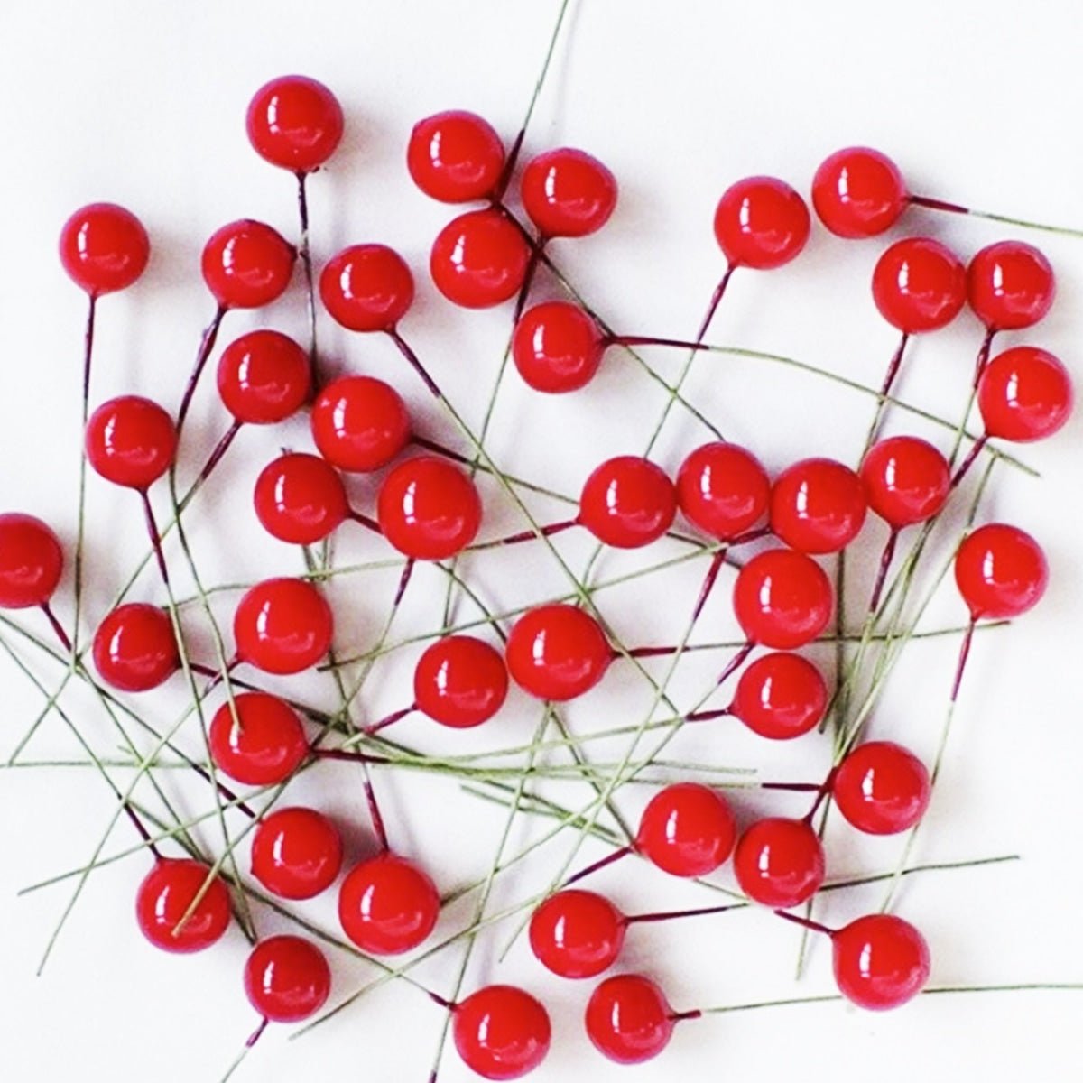 100pcs Artificial Berries Vivid Red Holly Berry Cherry with Stem 12mm Christmas DIY Home Plant Wedding Garden Decoration - - Asia Sell