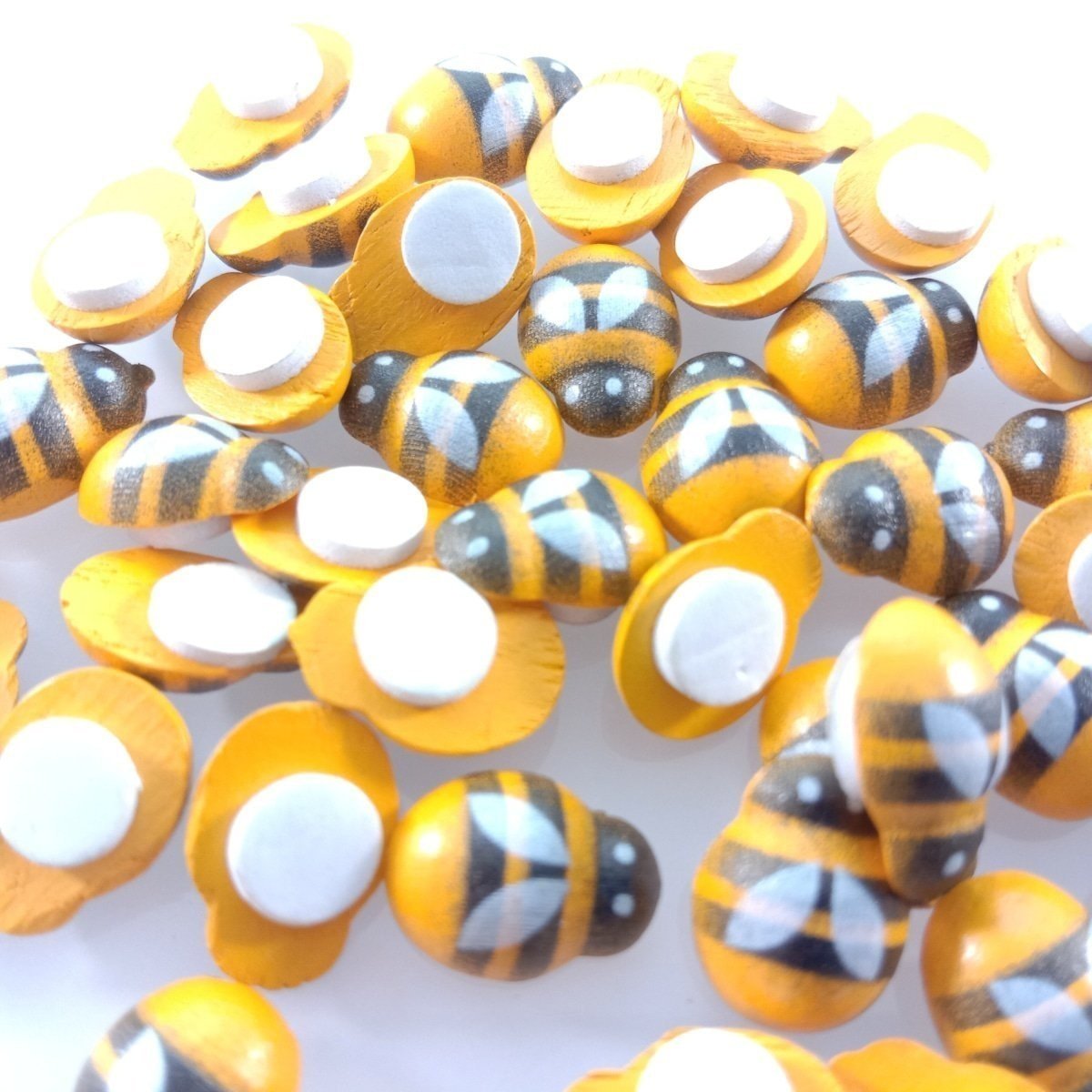 100pcs Bee Wooden Mini DIY Scrapbooking Decoration Home Wall Decor Birthday Party Decorations Craft - - Asia Sell