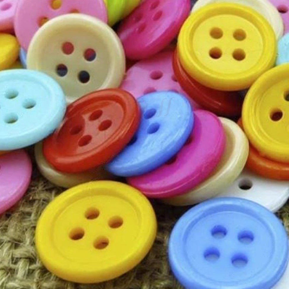 100pcs Mixed Colour Buttons 12.5mm 4-Hole Round Shape Plastic Resin Holes Sewing DIY - - Asia Sell