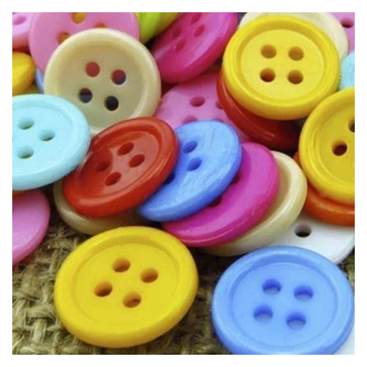 100pcs Mixed Colour Buttons 12.5mm 4-Hole Round Shape Plastic Resin Holes Sewing DIY - - Asia Sell