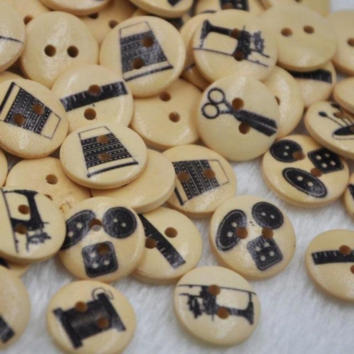 100pcs Mixed Wooden Buttons Flower for Clothing Craft Sewing DIY 2 Hole 15mm - Mixed - Asia Sell