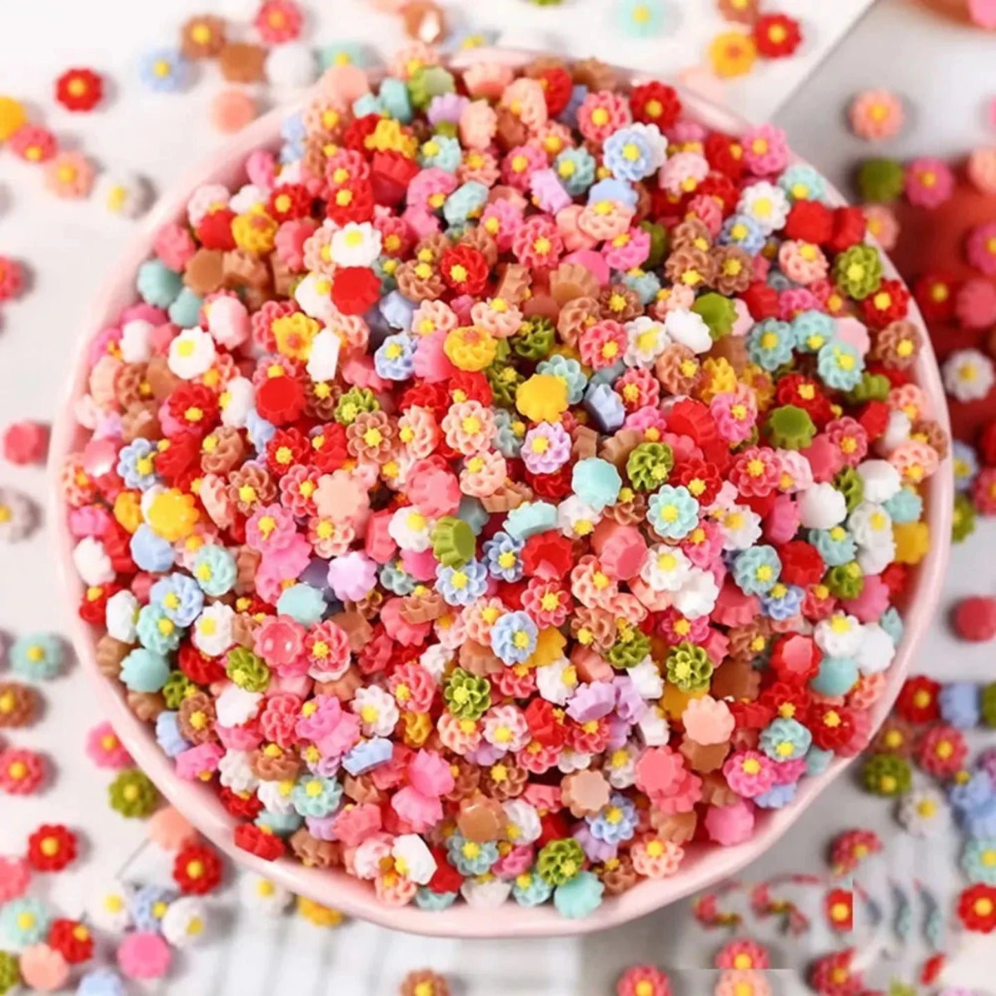 100pcs Mini Mixed Flowers Flat Back Resin Cabochons Scrapbooking DIY Jewelry Craft Rhinestone Decoration