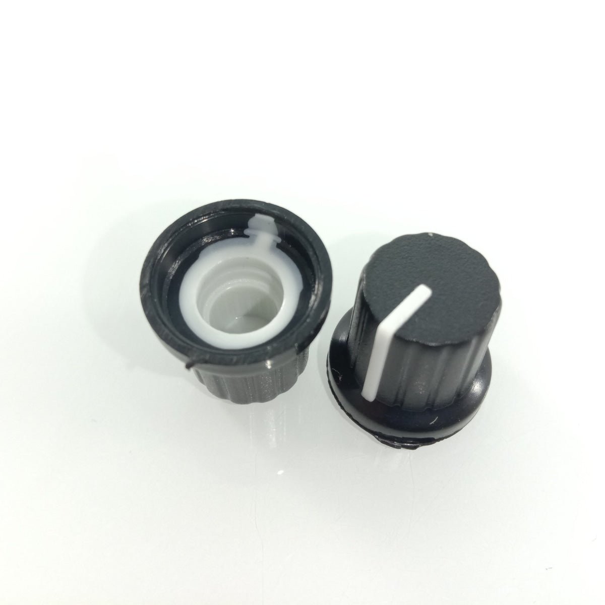 10pcs 6mm Diameter Shaft Hole Plastic Threaded Knurled Potentiometer Knobs Caps - - Asia Sell