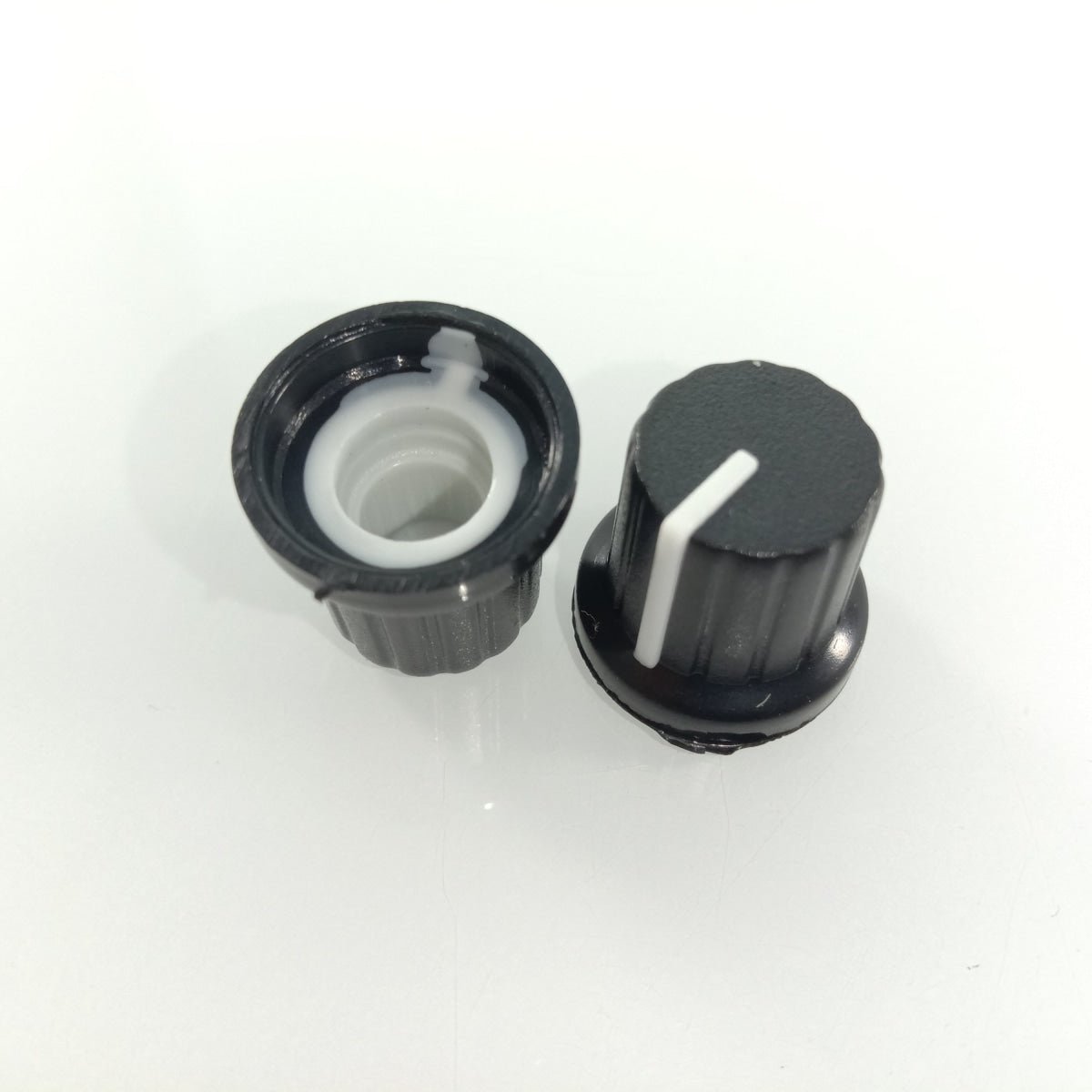 10pcs 6mm Diameter Shaft Hole Plastic Threaded Knurled Potentiometer Knobs Caps - - Asia Sell