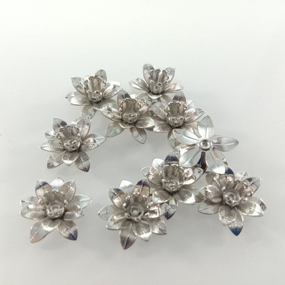 10pcs 6x15mm Copper Filigree Flowers Base Connector Bead Cap Charms Pendants Setting Craft DIY Shape - Brass - Asia Sell