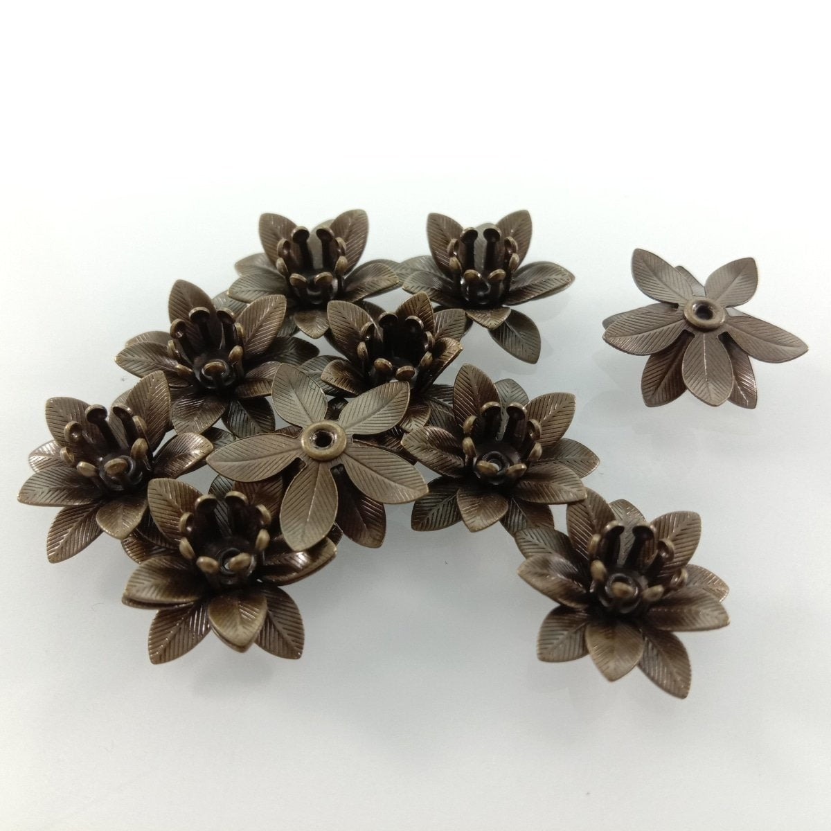 10pcs 6x15mm Copper Filigree Flowers Base Connector Bead Cap Charms Pendants Setting Craft DIY Shape - Brass - Asia Sell