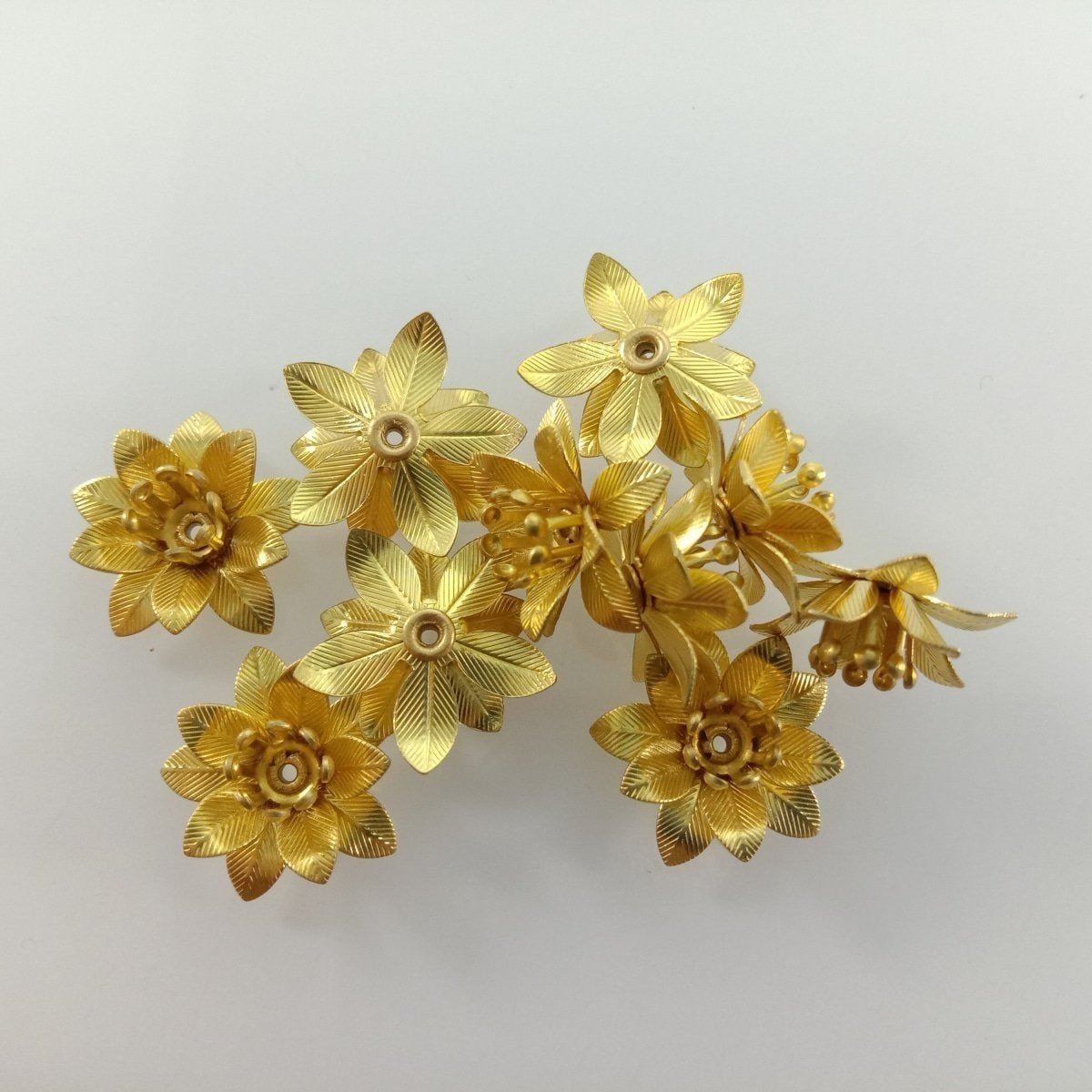 10pcs 6x15mm Copper Filigree Flowers Base Connector Bead Cap Charms Pendants Setting Craft DIY Shape - Brass - Asia Sell
