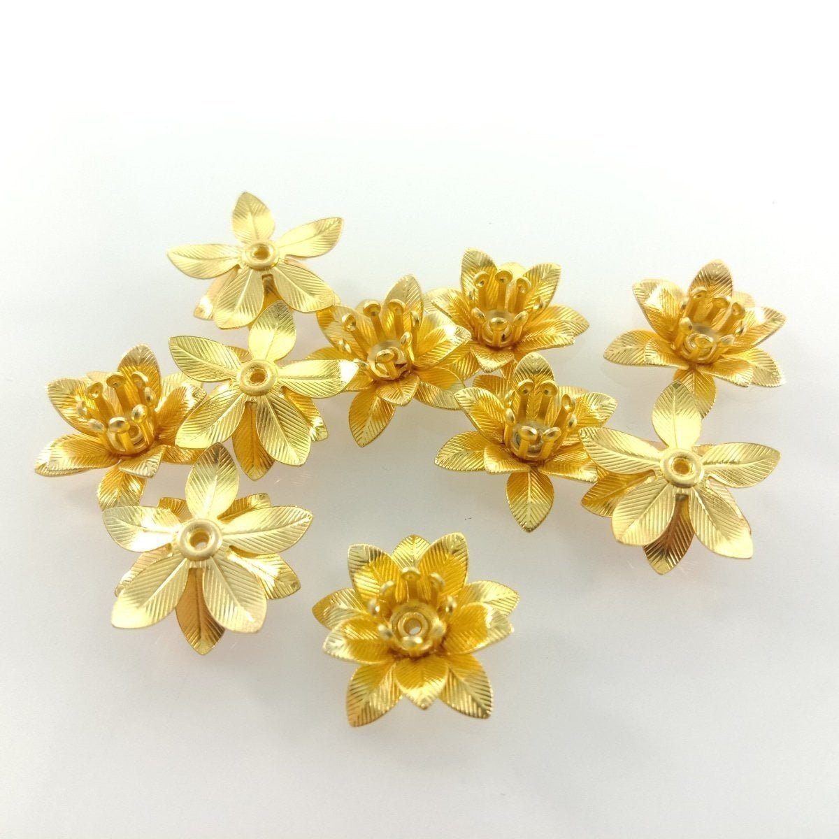 10pcs 6x15mm Copper Filigree Flowers Base Connector Bead Cap Charms Pendants Setting Craft DIY Shape - Rhodium - Asia Sell