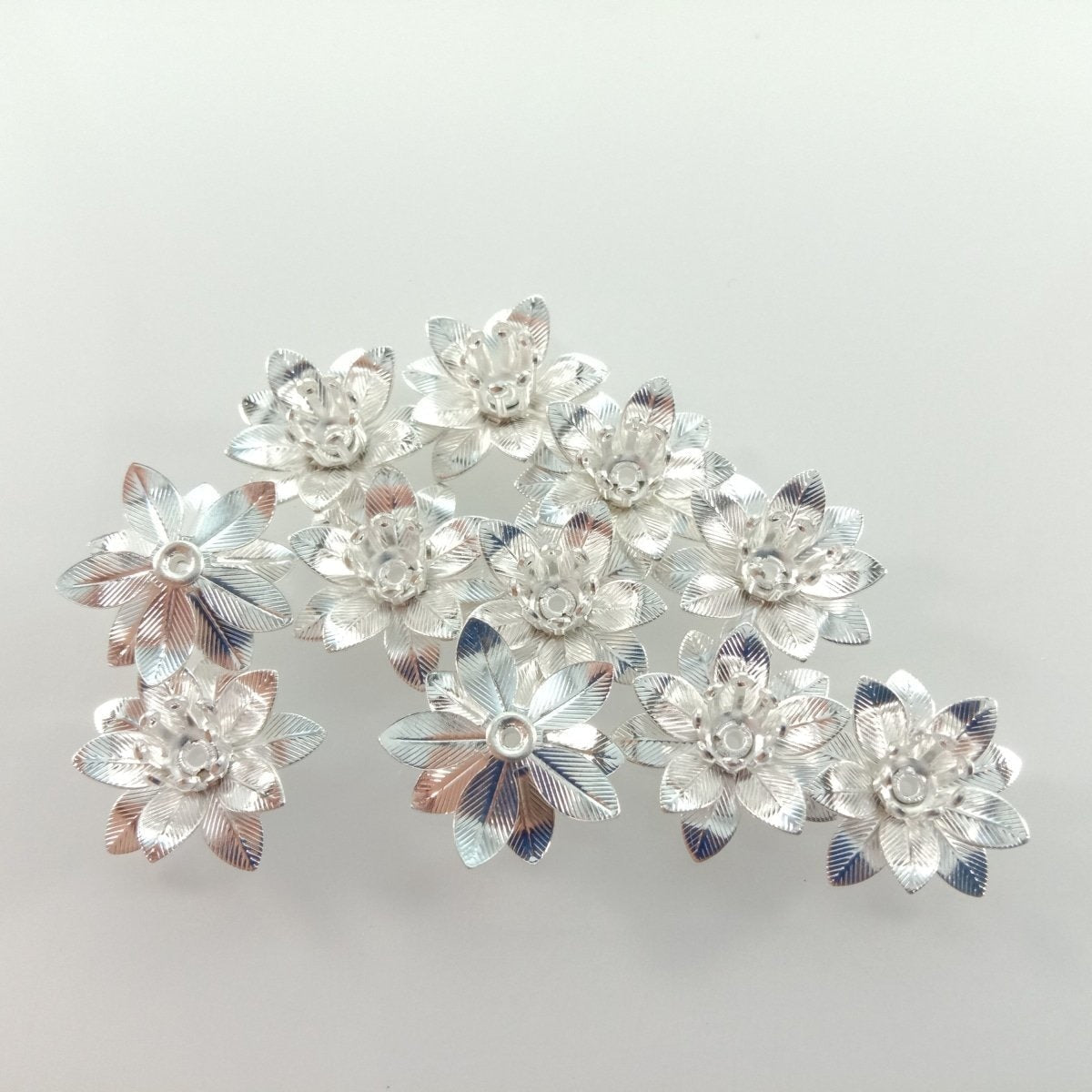 10pcs 6x15mm Copper Filigree Flowers Base Connector Bead Cap Charms Pendants Setting Craft DIY Shape - Rhodium - Asia Sell