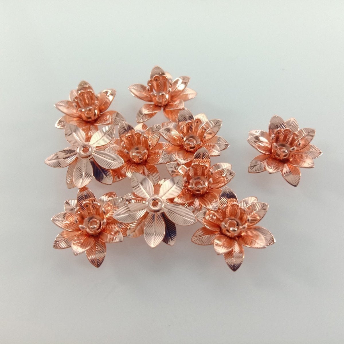 10pcs 6x15mm Copper Filigree Flowers Base Connector Bead Cap Charms Pendants Setting Craft DIY Shape - Rose Gold - Asia Sell