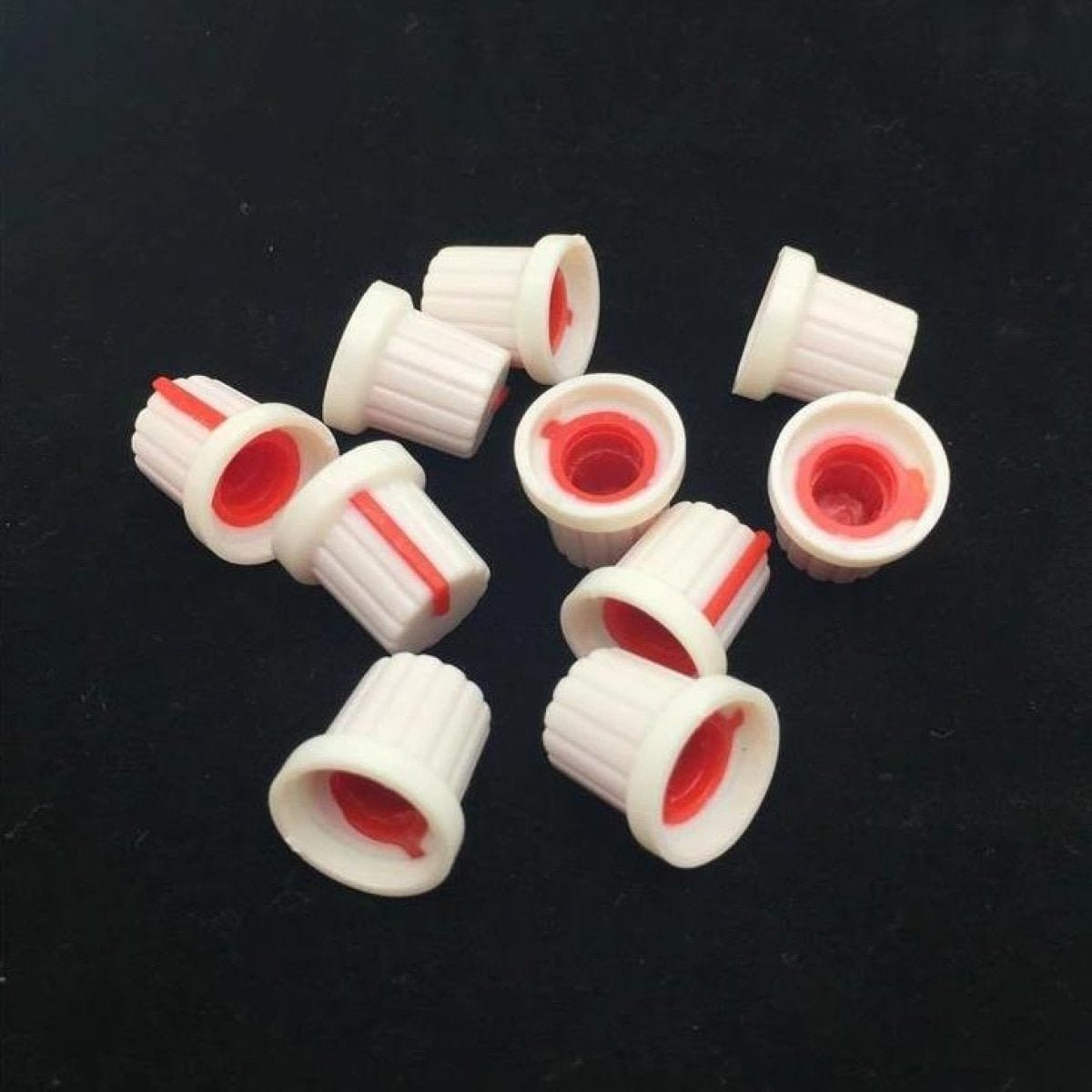 10pcs Red White Volume Control Rotary Knobs For 6mm Knurled Shaft Potentiometer - - Asia Sell