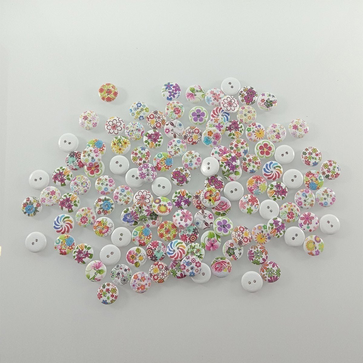 120pcs 2 Holes Wood Buttons Scrapbooking Clothing Accessories 15mm Sewing Handmake Painted Flower Craft - - Asia Sell
