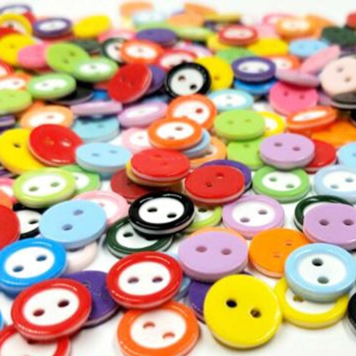 200pcs 11mm Round 2 Hole Resin Buttons Flatback Children's Clothing Sewing - Closeup - Asia Sell