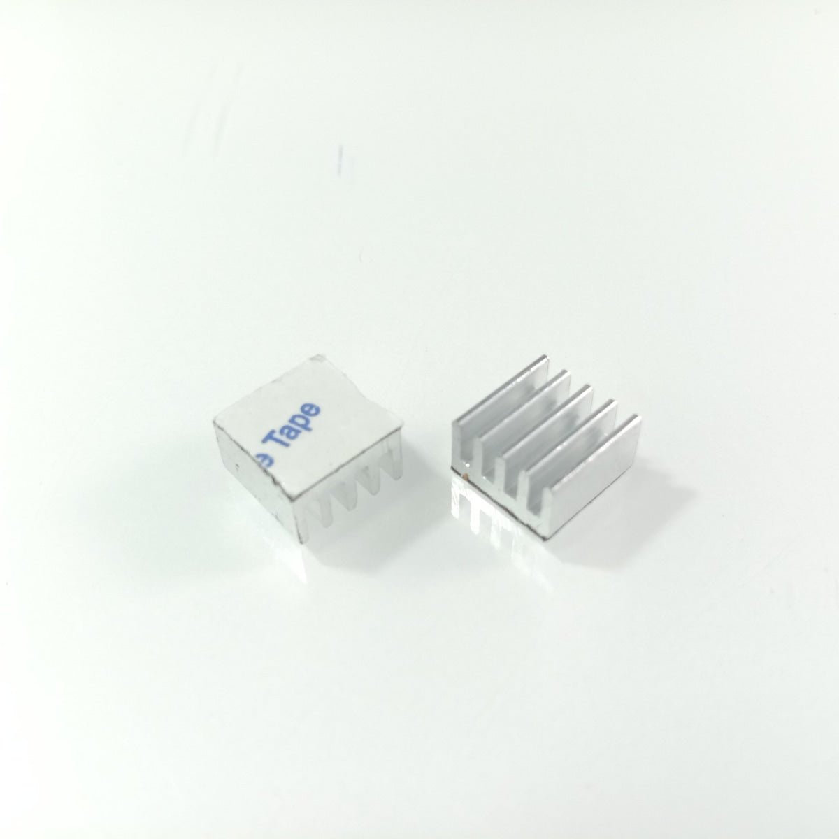 20pcs 8.8x8.8x5mm 14x14x6mm Aluminium Heat Sinks Adhesive Heatsinks - 8.8x8.8x5mm - - Asia Sell