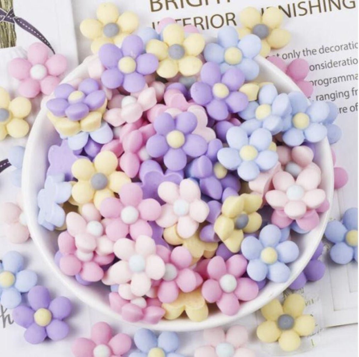 20pcs Plastic Flower Decoration Crafts Beads Flatback Cabochon Scrapbook DIY Embellishments - - Asia Sell