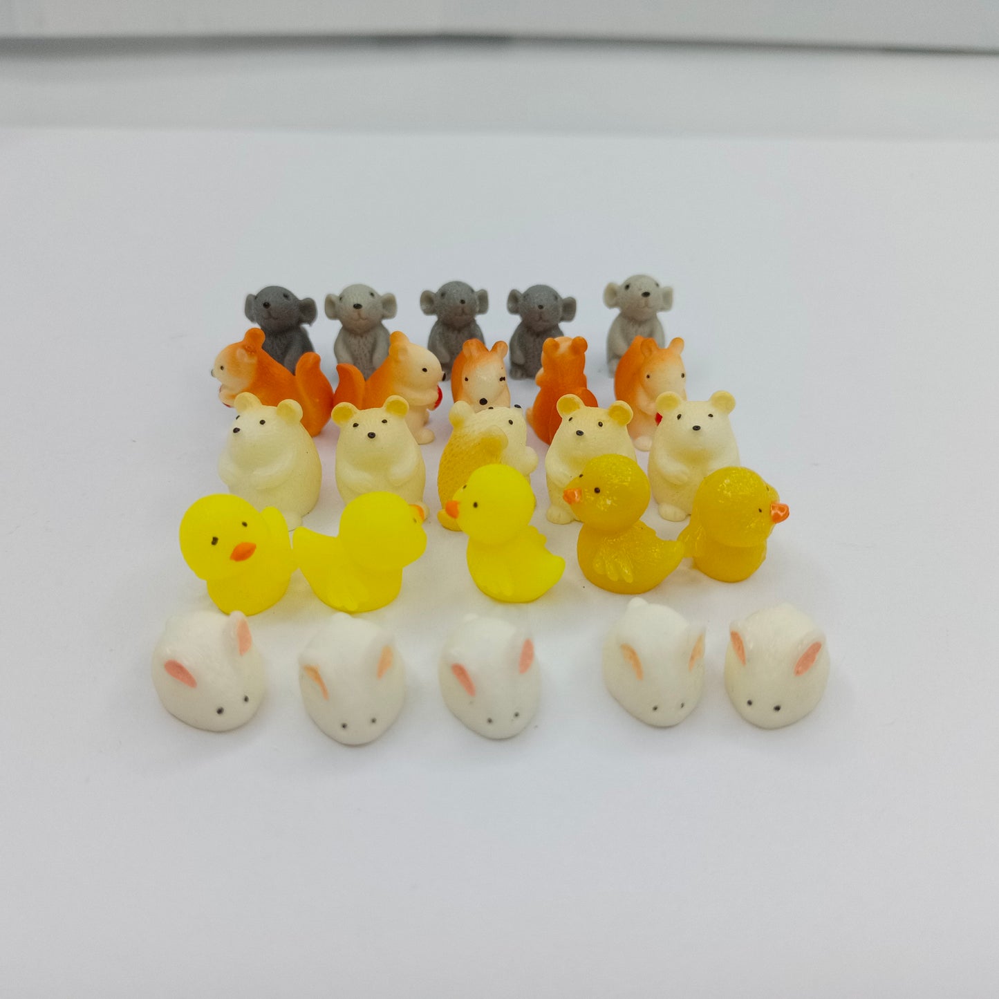 25pcs Tiny Animal Figurines Duck Squirrel Mouse Resin Charms Jewellery Findings