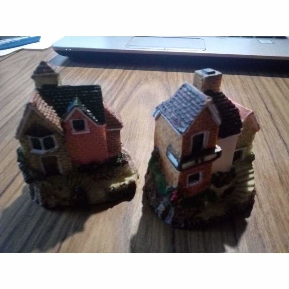 2pcs Model Houses Cottages 6.5cm High Kids Doll House Toy Figurines - Asia Sell - - Asia Sell