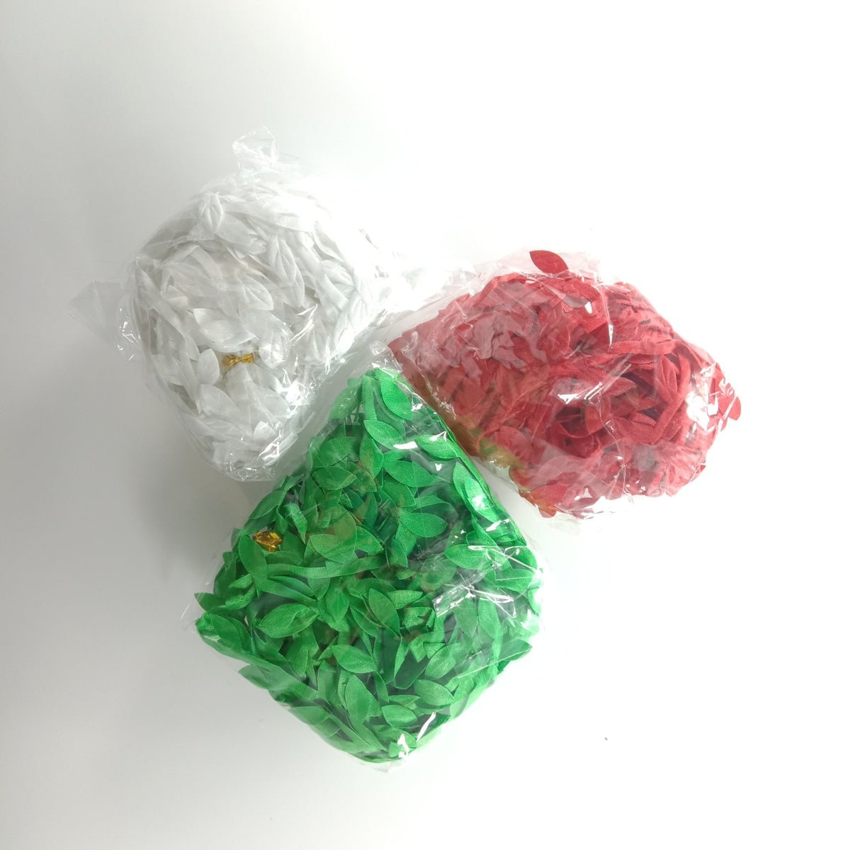 3 bags of 10m Artificial Vine Leaves Christmas Theme Red Green White Decorations Rope - - Asia Sell