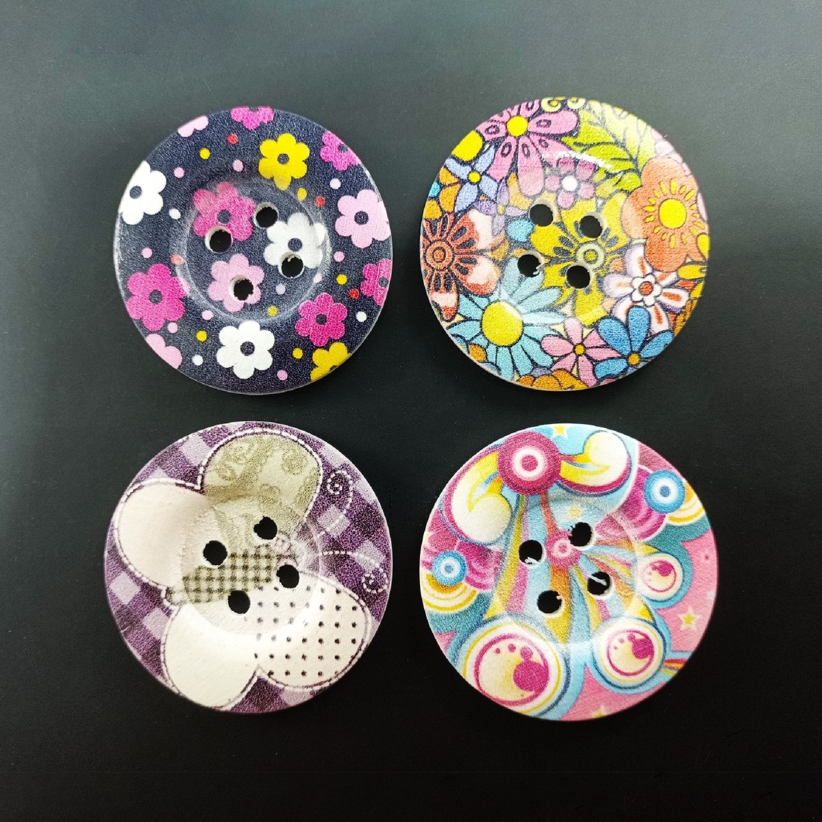 4pcs 50mm Painted Wooden Buttons 4-Hole Coat Boots Upholstery Flower Butterfly Clothes - 18. Flowers and Butterflies - Asia Sell