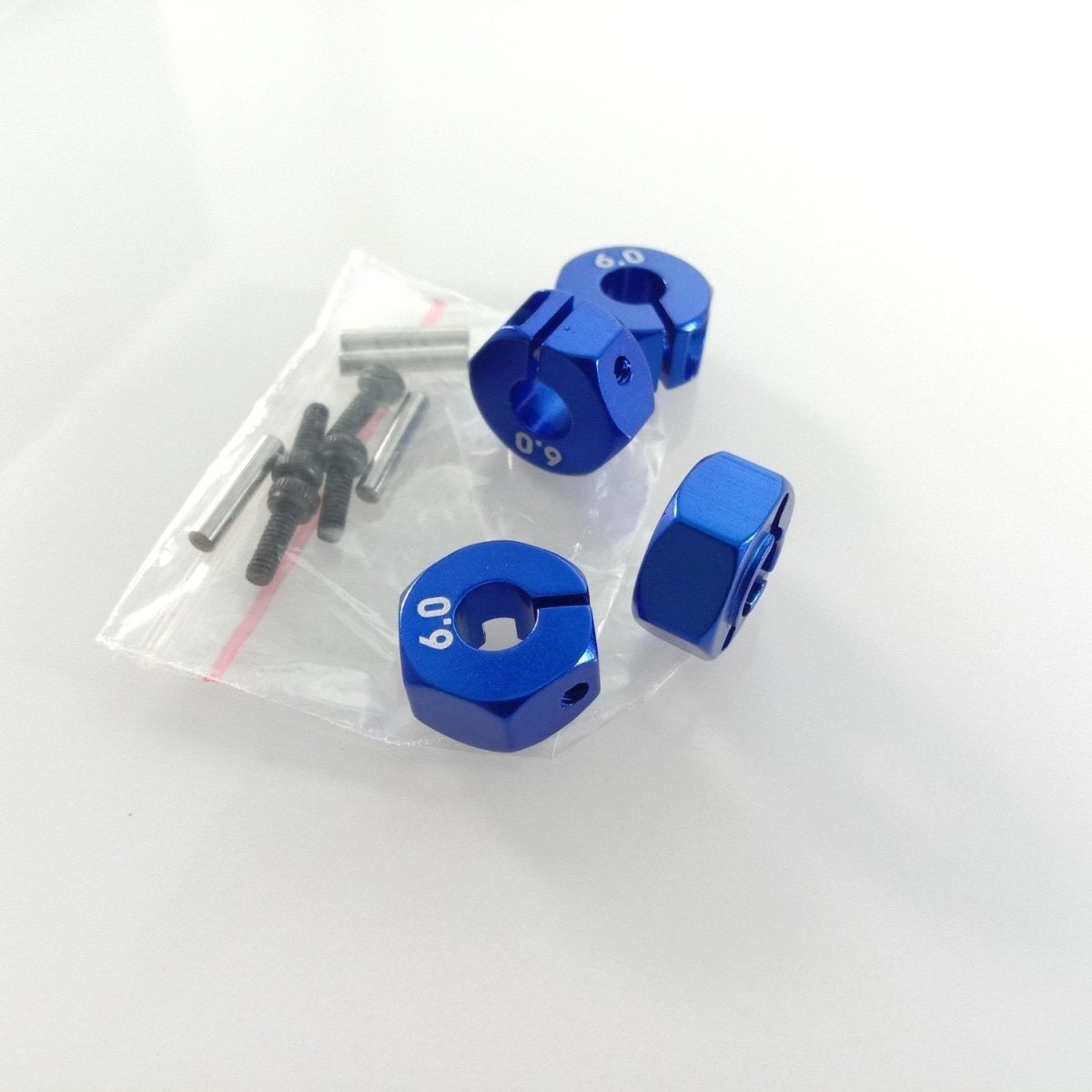 4pcs 6.0mm Blue RC Car Wheel Hex Nut 12mm Hub Adaptor 1/10 4WD SCX10 Drive - - Asia Sell