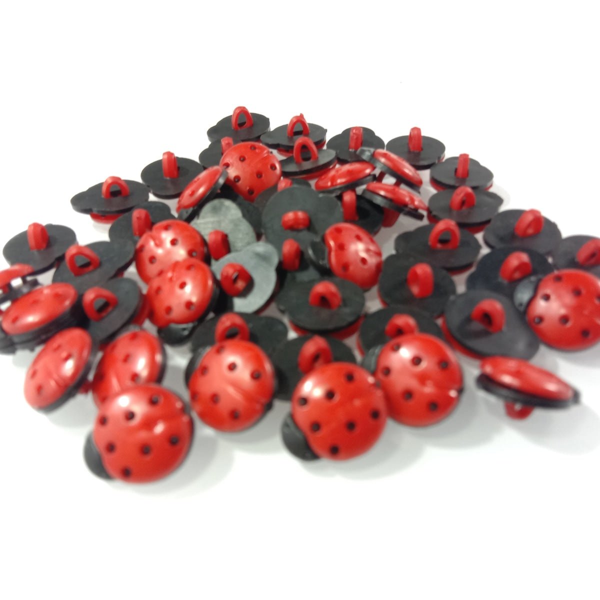 50pcs 13x15x8mm Ladybug Plastic Buttons Clothing Sewing Button for DIY Craft Supplies Wedding Decoration Scrapbooking - Red - Asia Sell