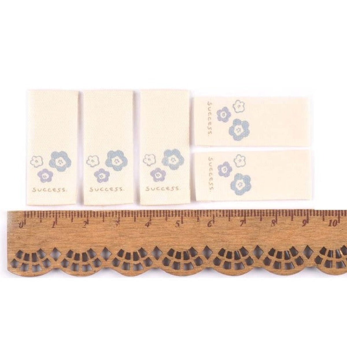 50pcs Handmade Printed Washable Clothing Labels Fabric Cloth For Sewing Accessories Care Bags Clothes Tag Handmade Crafts Supplies - Mixed Flowers - Asia Sell