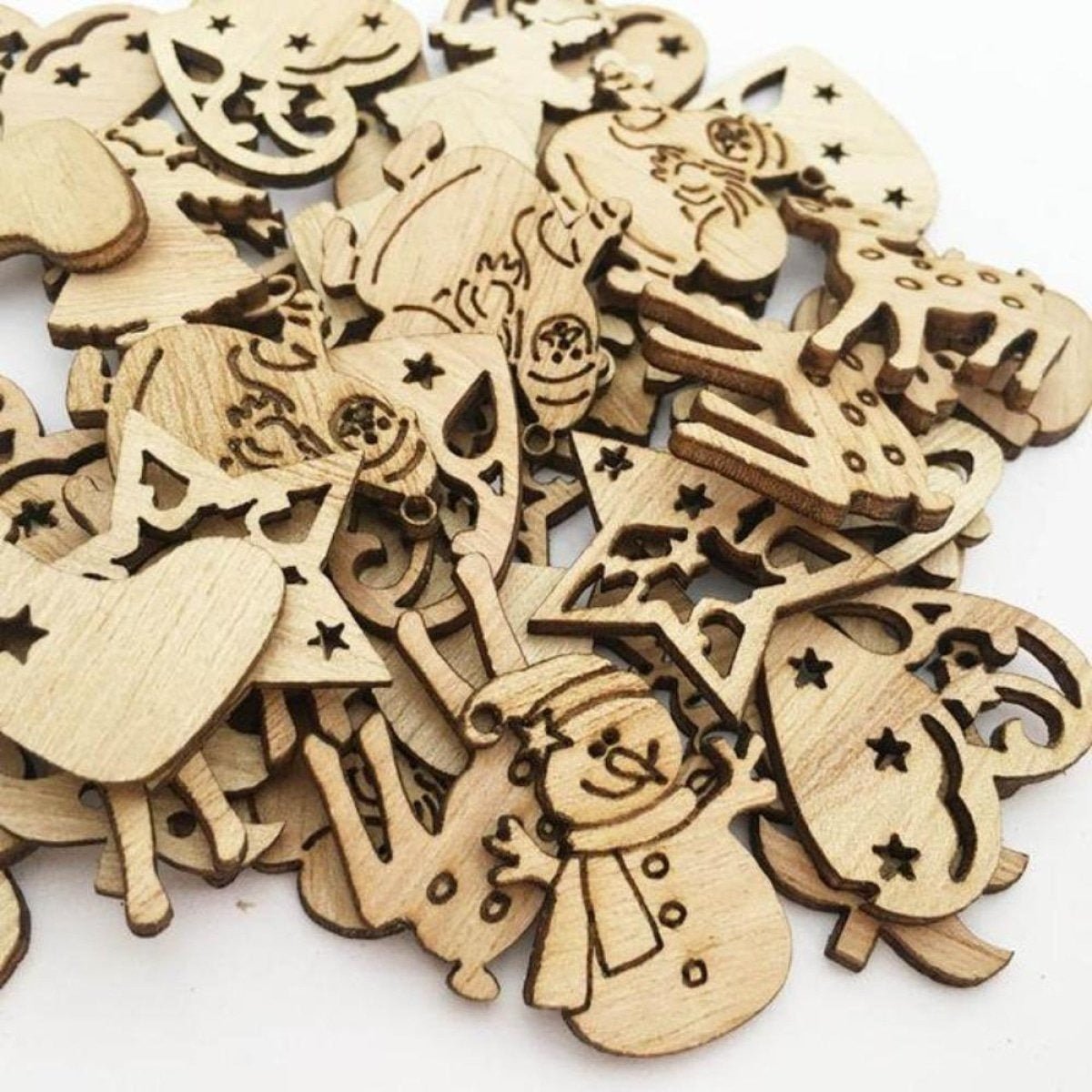 50pcs Natural Wood Craft Christmas Pendant Hanging Ornament Reindeer Xmas Tree Snowflakes New Year Decor Home Decorations - Christmas Mix 1 30mm - Asia Sell