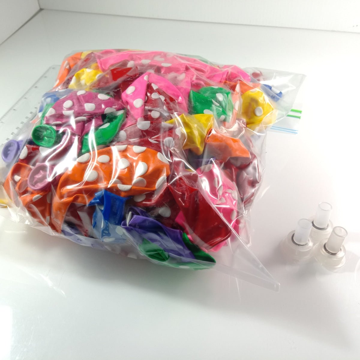 Large Bag of 12" Extra Large Polka Dot Balloons High Quality Rich Colours Including Hygiene Blowers - - Asia Sell