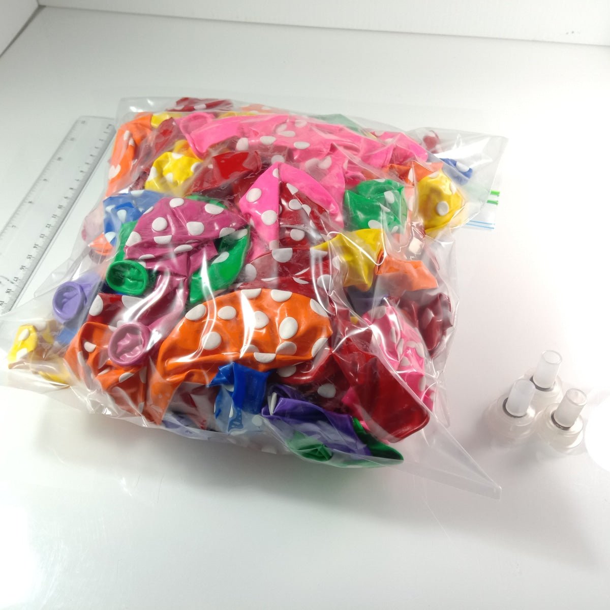 Large Bag of 12" Extra Large Polka Dot Balloons High Quality Rich Colours Including Hygiene Blowers - - Asia Sell