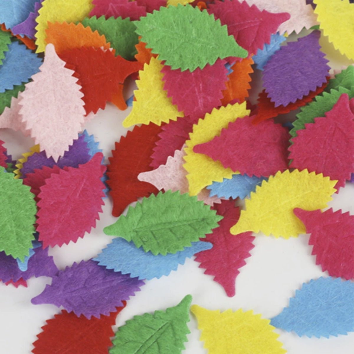 100pcs Fabric Felt Shapes Craft Clothing Patch For Sewing Scrapbooking 15mm to 40mm - 20x10mm horse - Asia Sell