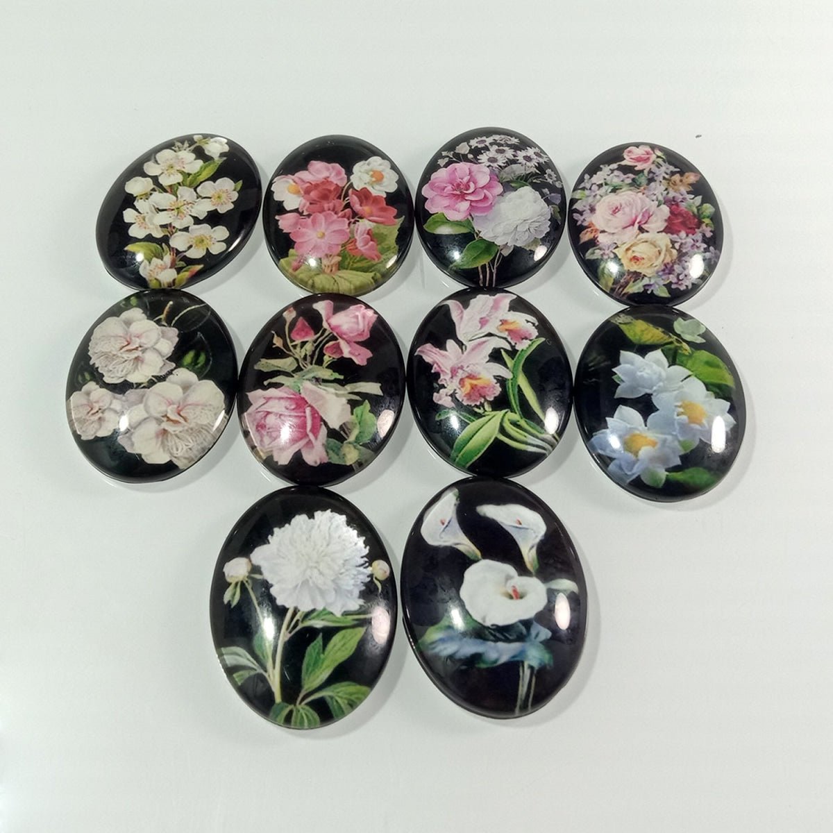 10pcs 13x18mm/18x25mm/30x40mm Oval Photo Glass Cabochon Vintage Flowers Rose Daisy Flat Back - 18x25mm Black - Asia Sell