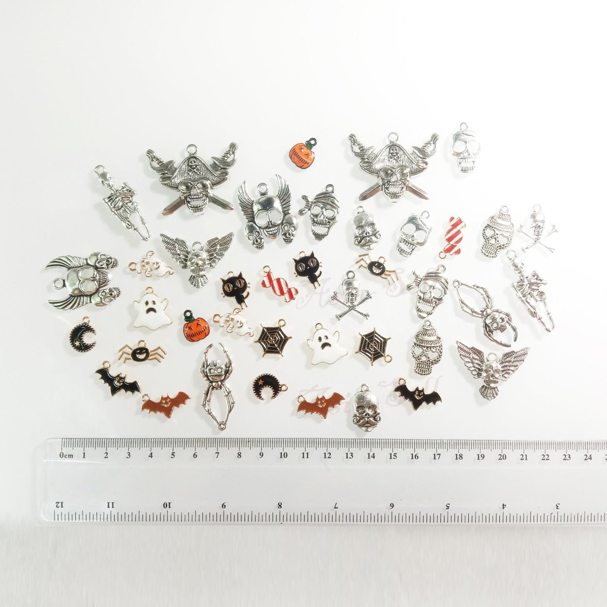 20 Pairs Halloween Charms Mixed Enamel Pendant Jewellery Making Accessories Candy Ghost Pumpkin Bat Spider Cat Skull - Asia Sell