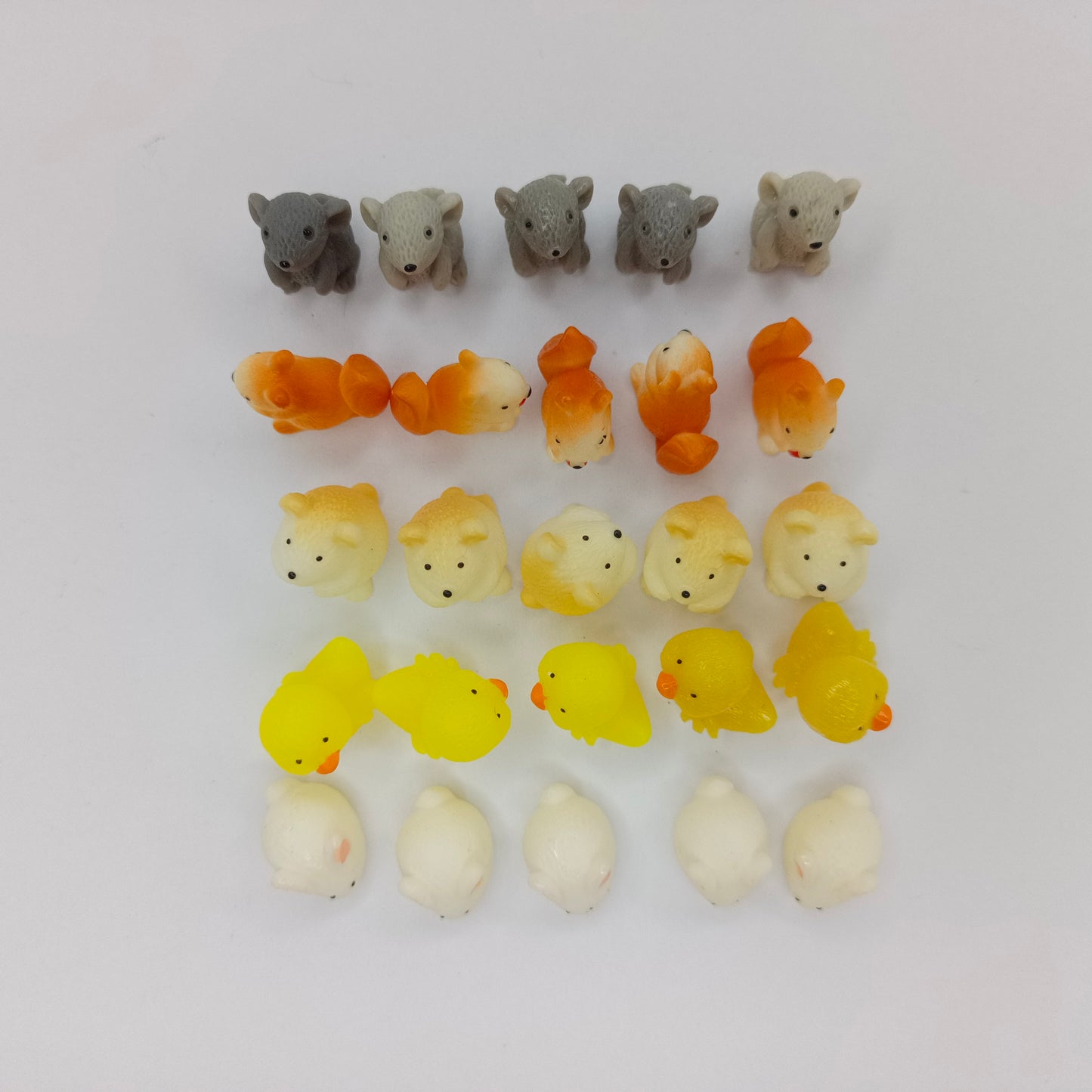 25pcs Tiny Animal Figurines Duck Squirrel Mouse Resin Charms Jewellery Findings