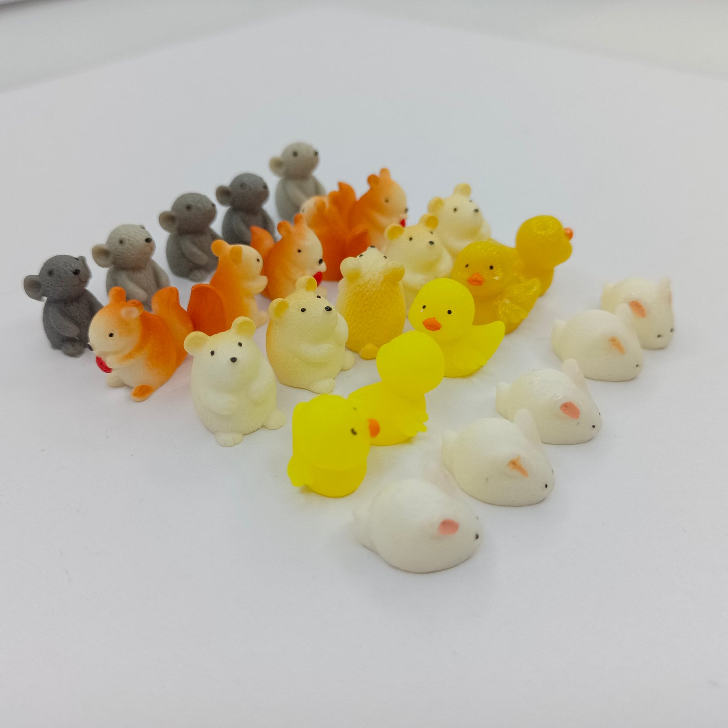 25pcs Tiny Animal Figurines Duck Squirrel Mouse Resin Charms Jewellery Findings