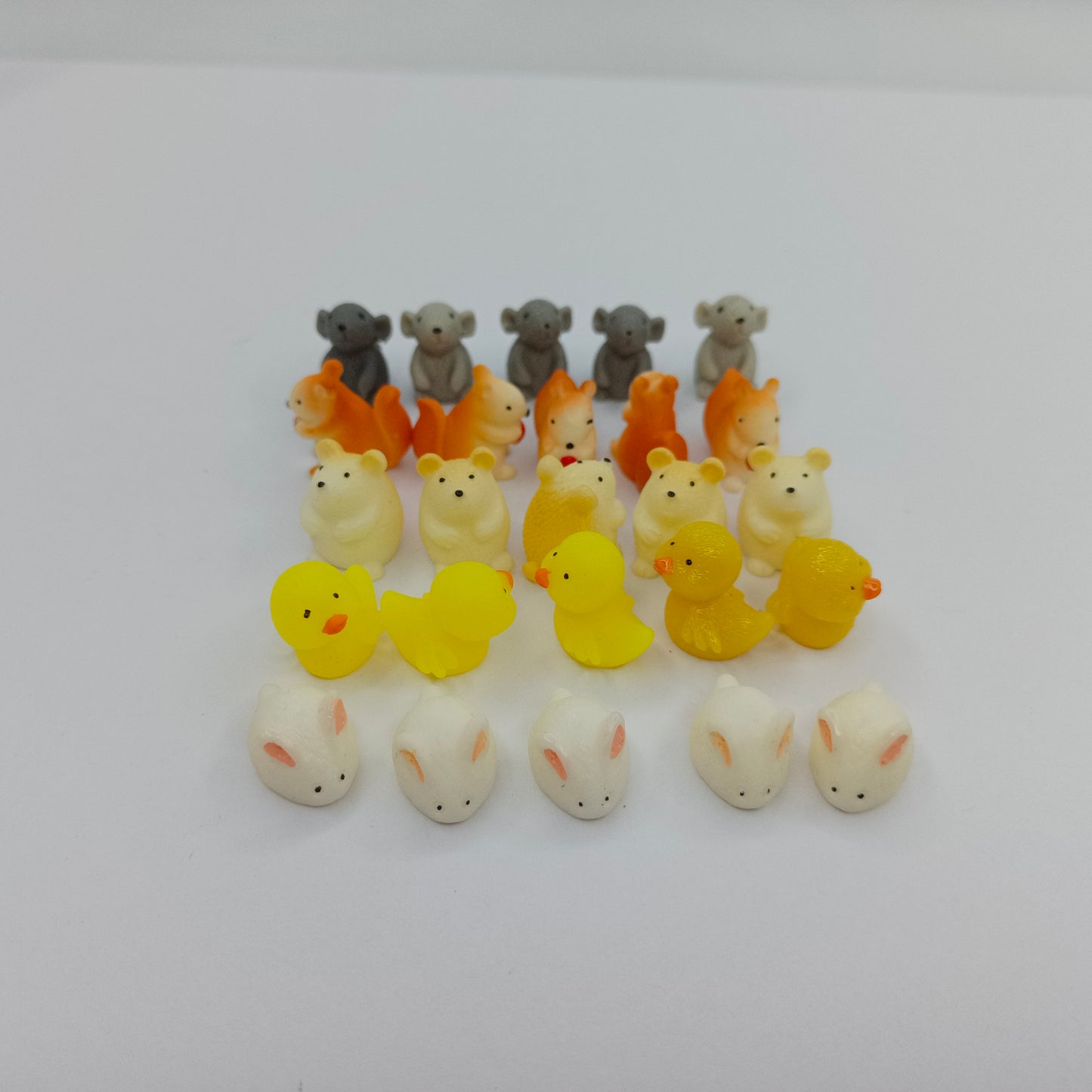 25pcs Tiny Animal Figurines Duck Squirrel Mouse Resin Charms Jewellery Findings
