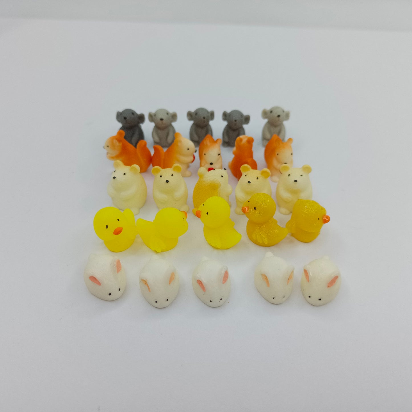 25pcs Tiny Animal Figurines Duck Squirrel Mouse Resin Charms Jewellery Findings