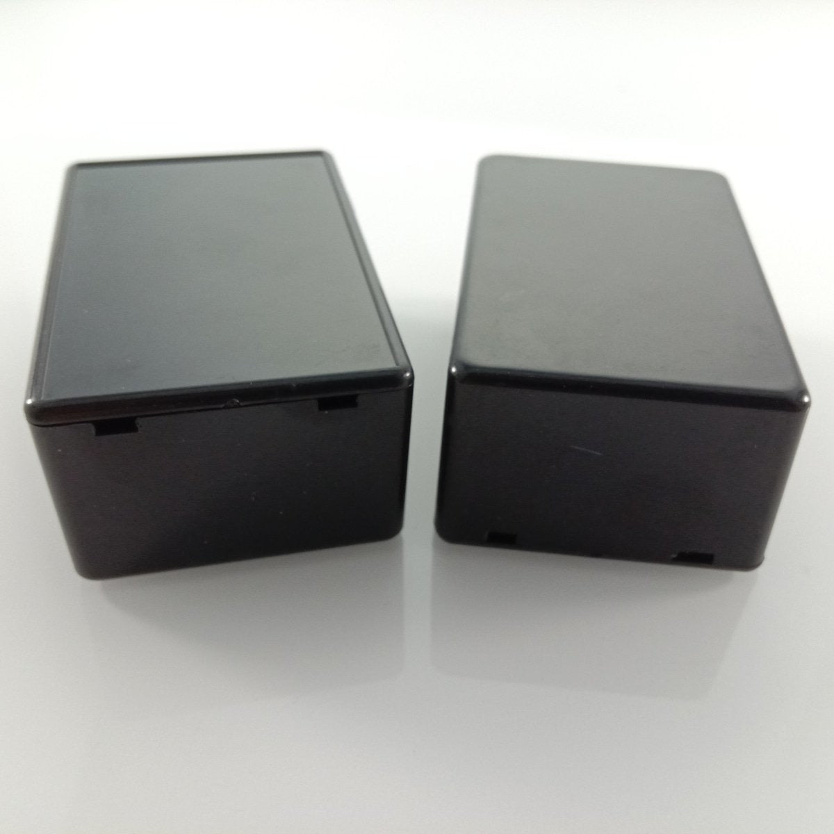 Take Photos Of White Boxes 4Pcs Electronic Project Case Enclosure Junction Box 70X45X29Mm Waterproof