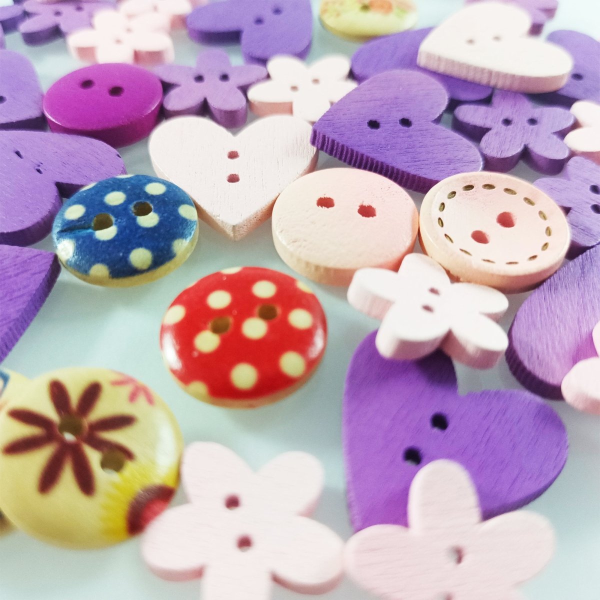 50pcs 10-25mm Flower Heart Shape Wooden Buttons Crafts 2 Hole Sewing Purple Pink - - Asia Sell