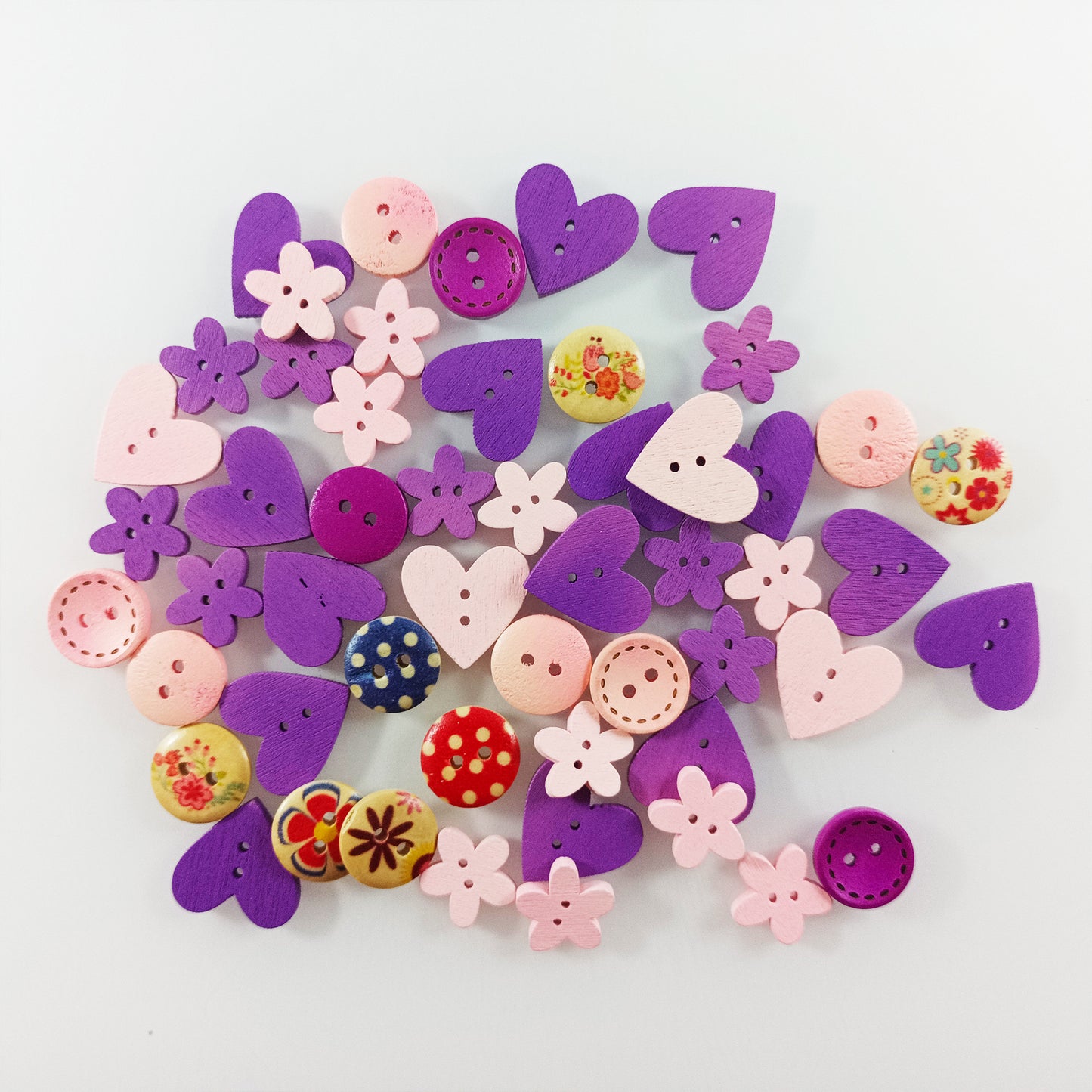 50pcs 10-25mm Flower Heart Shape Wooden Buttons Crafts 2 Hole Sewing Purple Pink