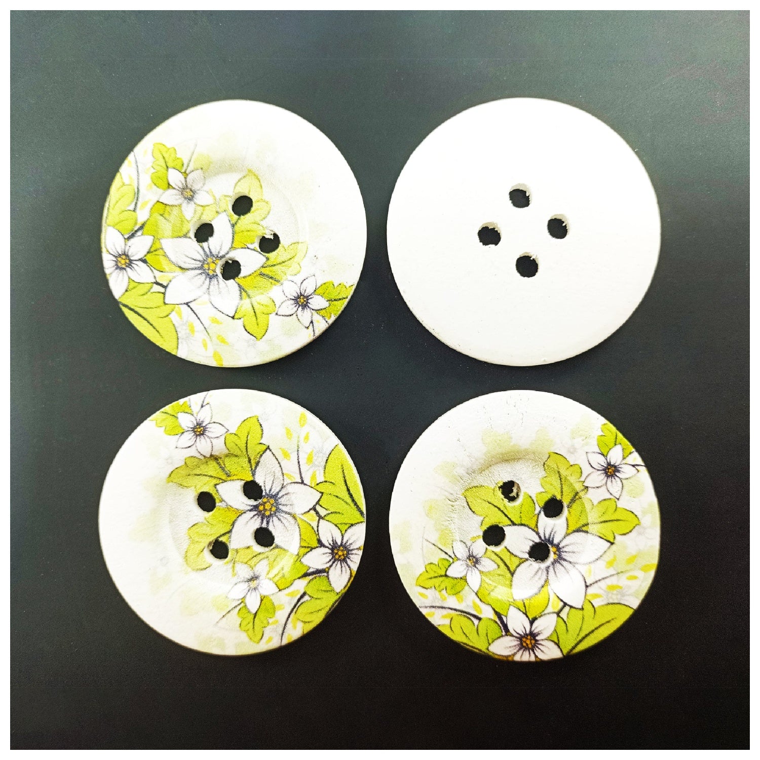 4pcs 50mm Buttons Painted Wooden 4-Hole Coat Boots Upholstery Flower Butterfly Sewing Clothes