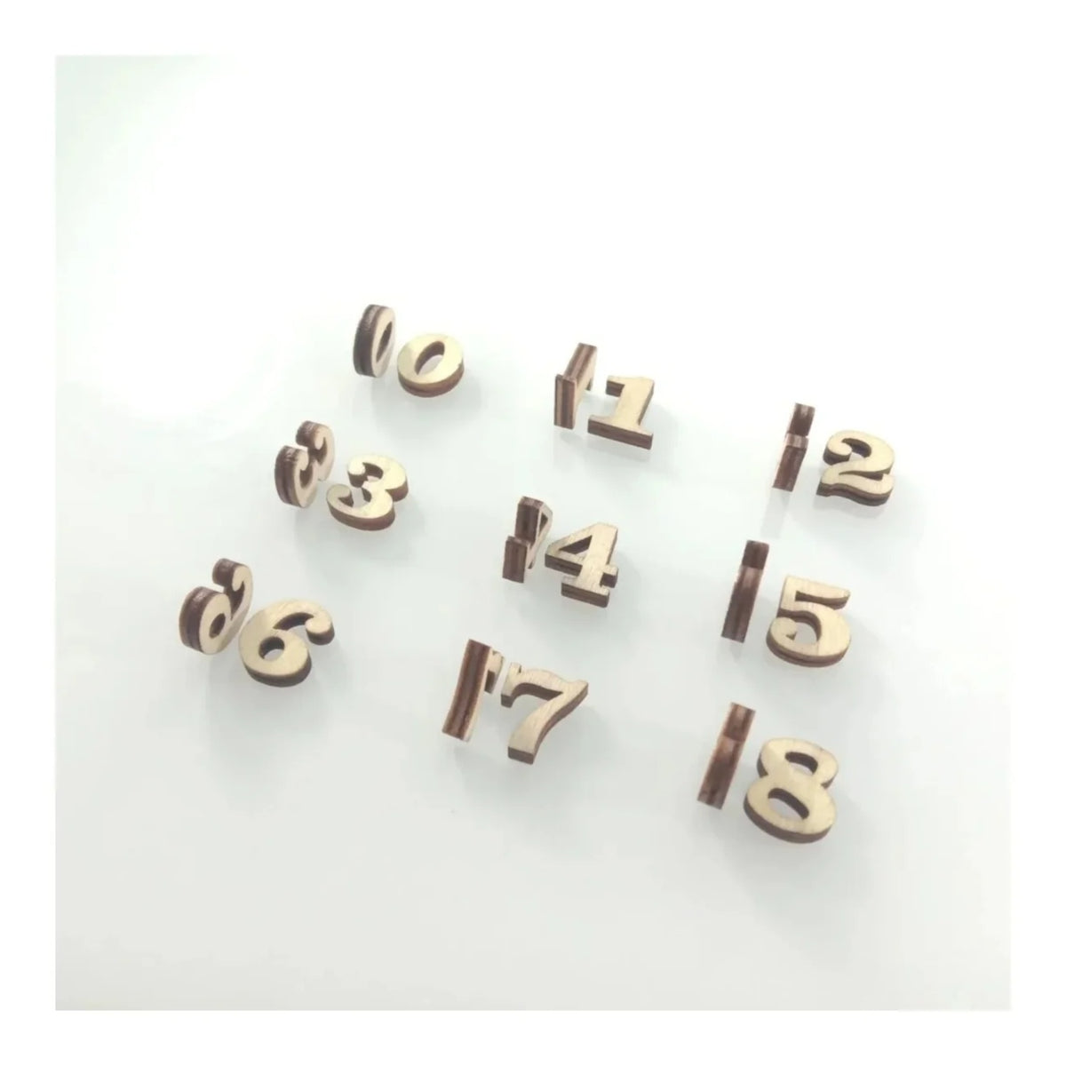 2pcs Mini Wooden Numbers 15mm High Art DIY Craft Wood Mathematics Learning