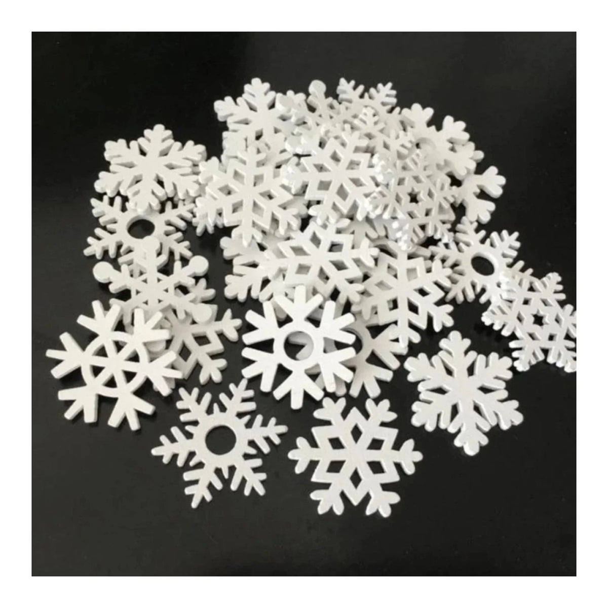 50pcs Natural Wood Craft Christmas Pendant Hanging Ornament Reindeer Xmas Tree Snowflakes New Year Decor Home Decorations