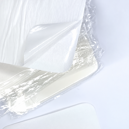 Fabrique Appliques White Iron-On 24pcs 127x97mm
